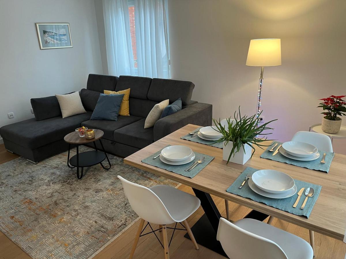 Dela'S Apartment-Zágráb Kültér fotó